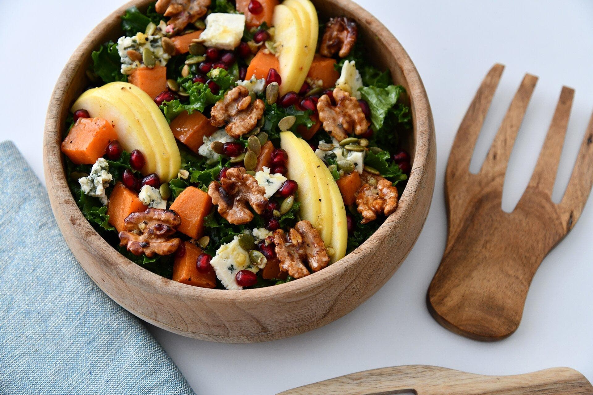 Salad with Kale and Sweet Potato 