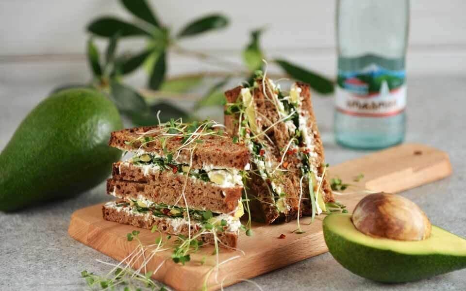 Tarragon sandwich