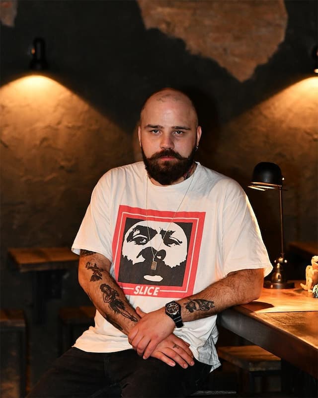 Temo  Kakuchaia