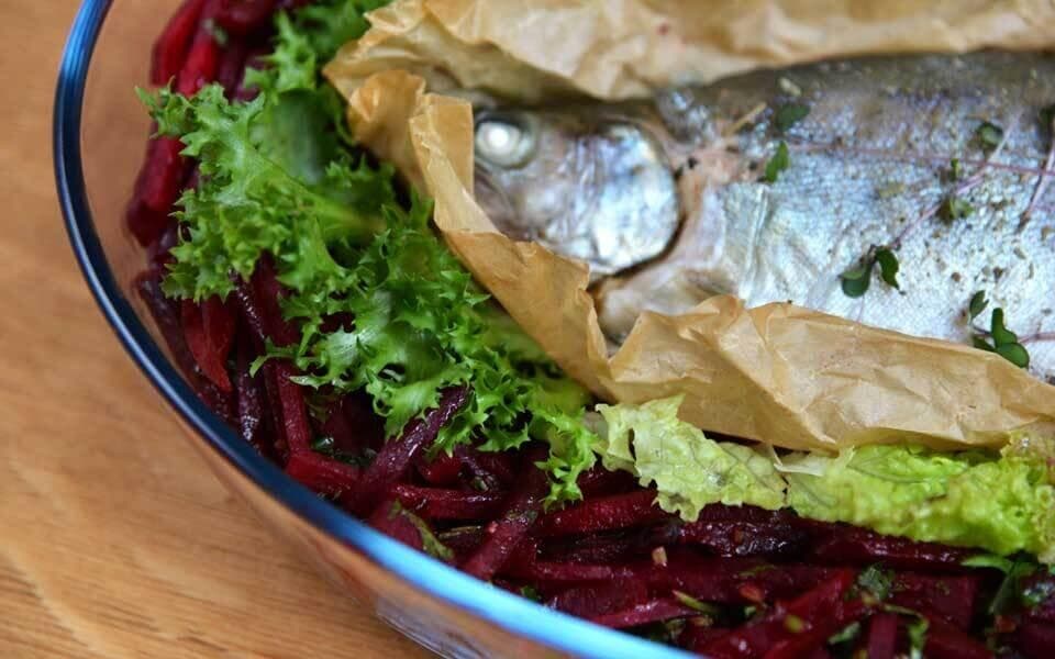 Trout with beetroot sauce