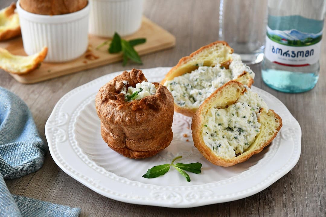 Yorkshire pudding with Sulguni, mint and tarragon.