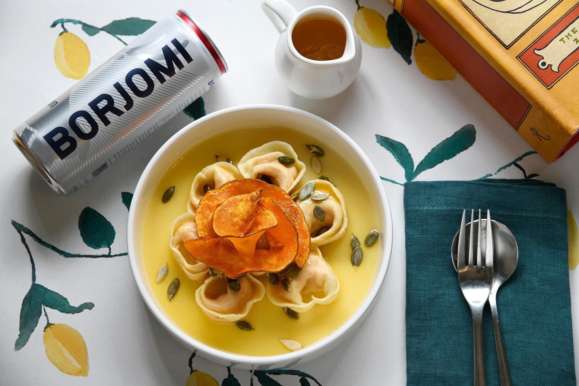 Tortellini with pumpkin and Nadughi 