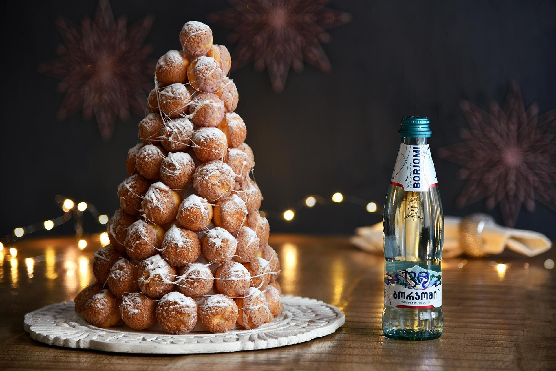 Croquembouche