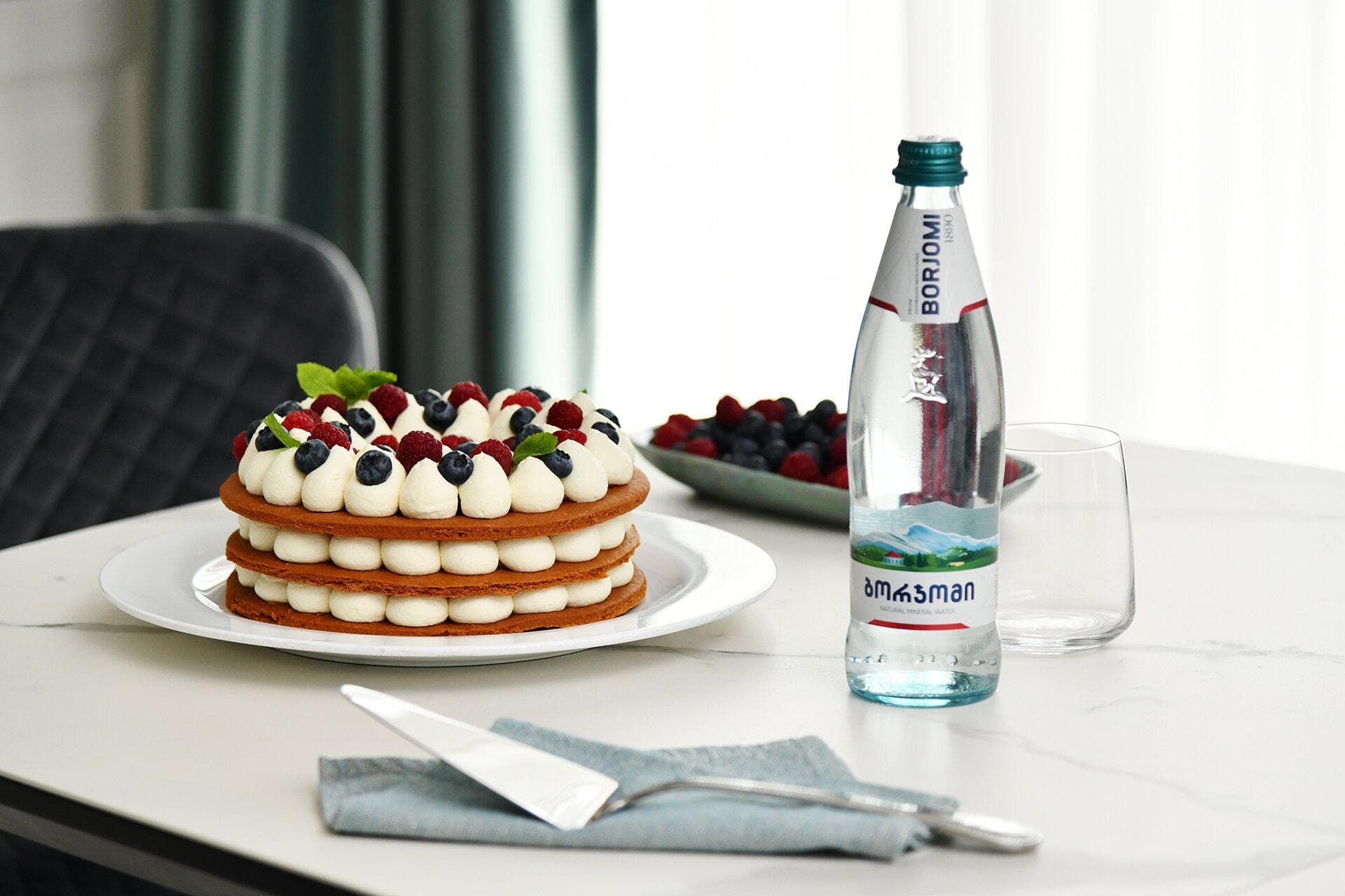 Honey cake with berries