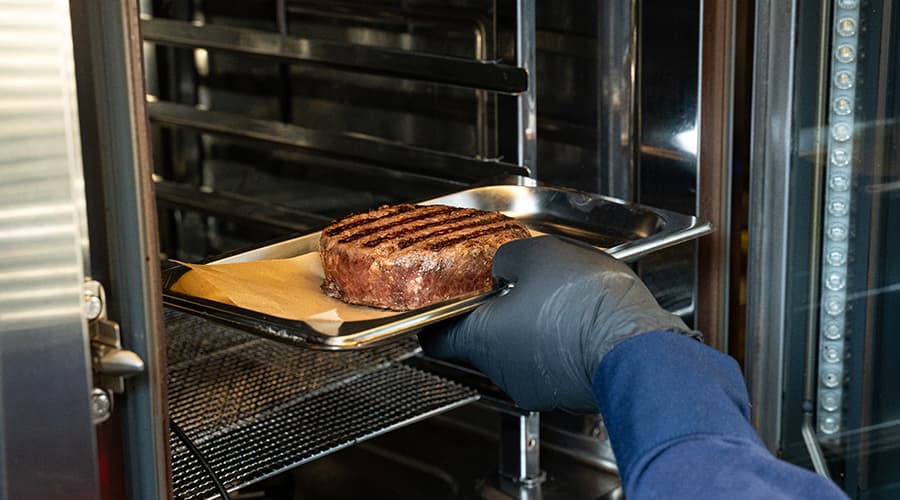 The secret of juicy cutlet: why the meat should rest